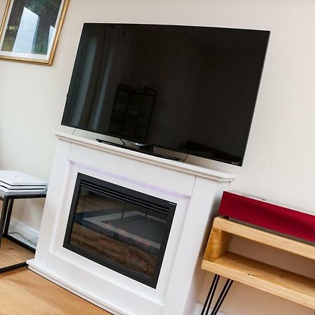 Central Durham Riverfront Apartment 外观 照片
